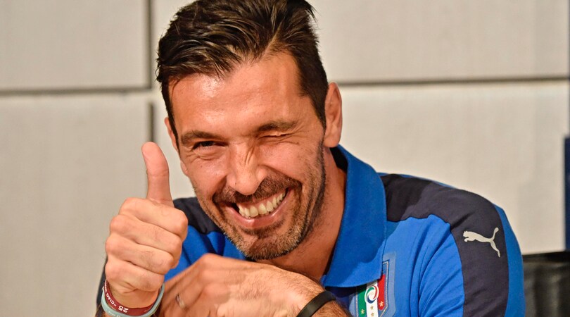 Buffon: «Il faccia a faccia? Stiamo con Ventura. Voglio una squadra con la S maiuscola»