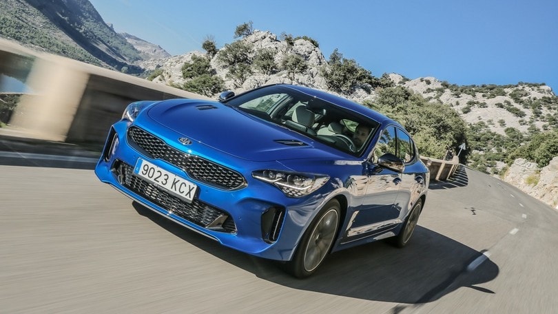 Kia Stinger, granturismo per scelta, ammiraglia per vocazione