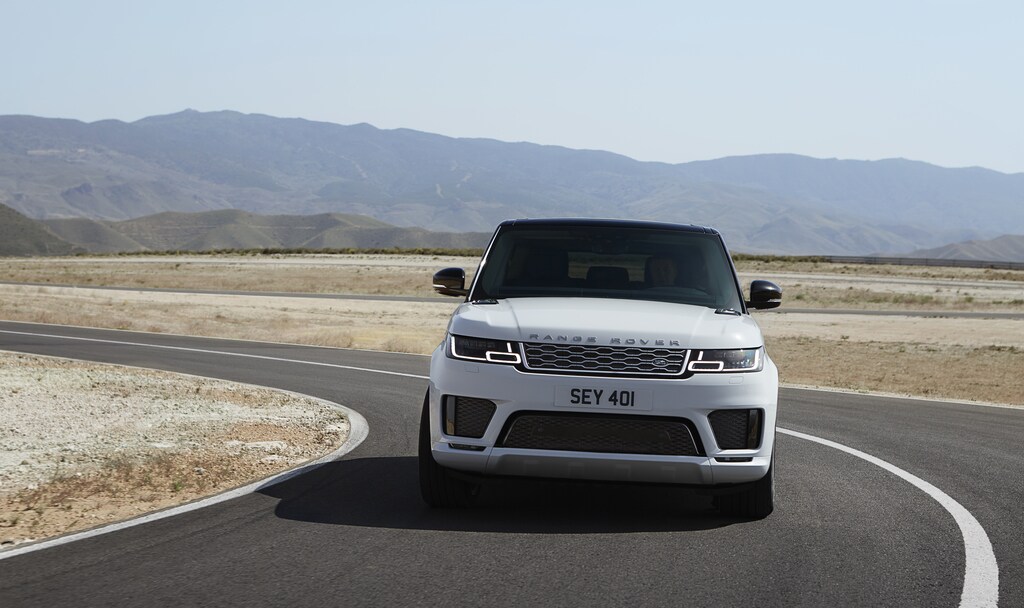 Range Rover Sport 2018: lusso e potenza sostenibile