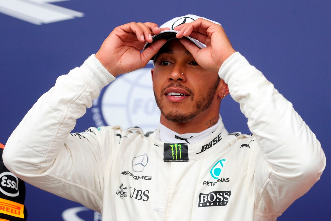 F1 Mercedes, Hamilton: «L'obiettivo è vincere tutte le gare»