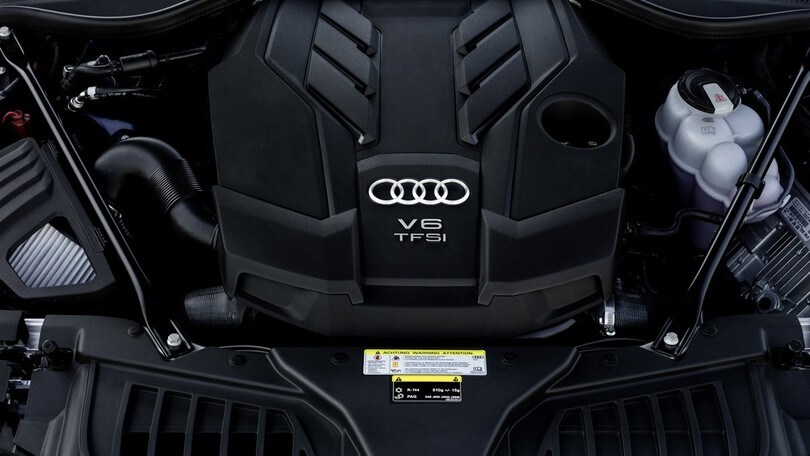 Audi A8: foto e prezzi della quarta generazione