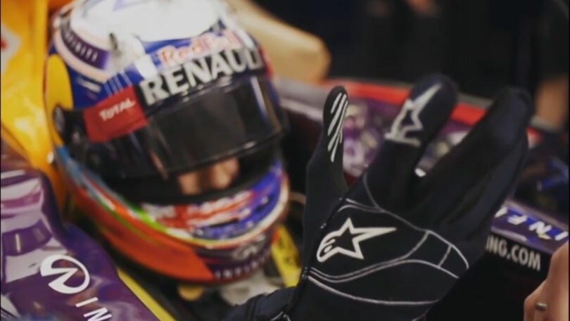 F1, Hamilton primo in Giappone. Secondo Vettel