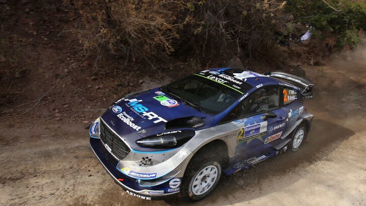 Rally, Spagna: vittoria per Meeke