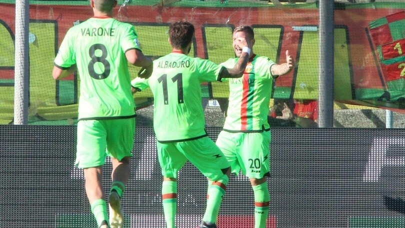 Serie B, mister Pochesci traccia la via per l'Unicusano Ternana