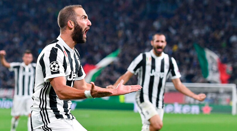 Juventus, ottobre è il regno del Pipita: ecco i numeri di Higuain mese per mese