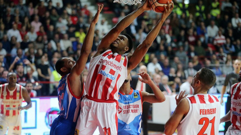 Okoye travolge Cantù, il derby è di Varese