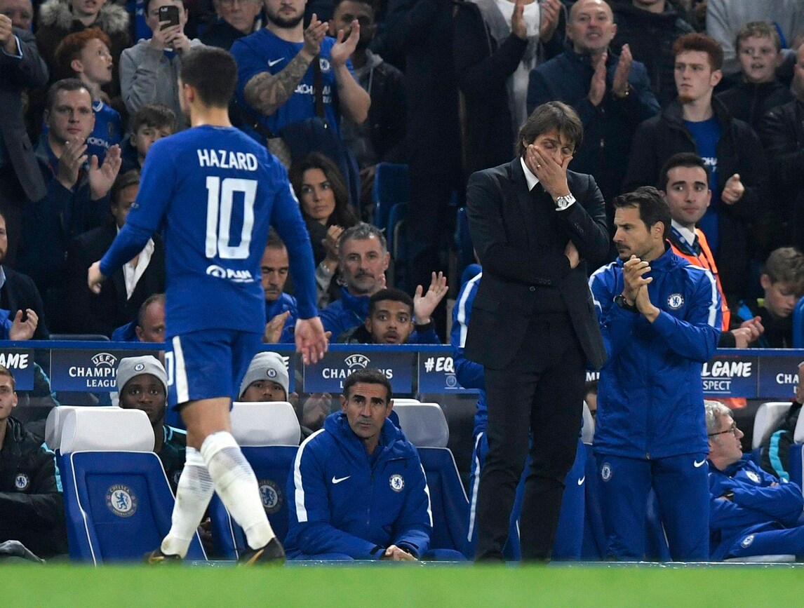 Chelsea, Conte sotto assedio: «Calciatori e dirigenti scaricano il manager»