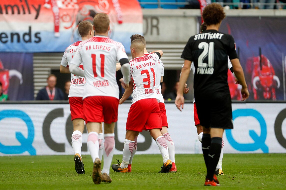 Bundesliga, crisi Dortmund: 2-2 a Francoforte. Il Lipsia incalza: è secondo