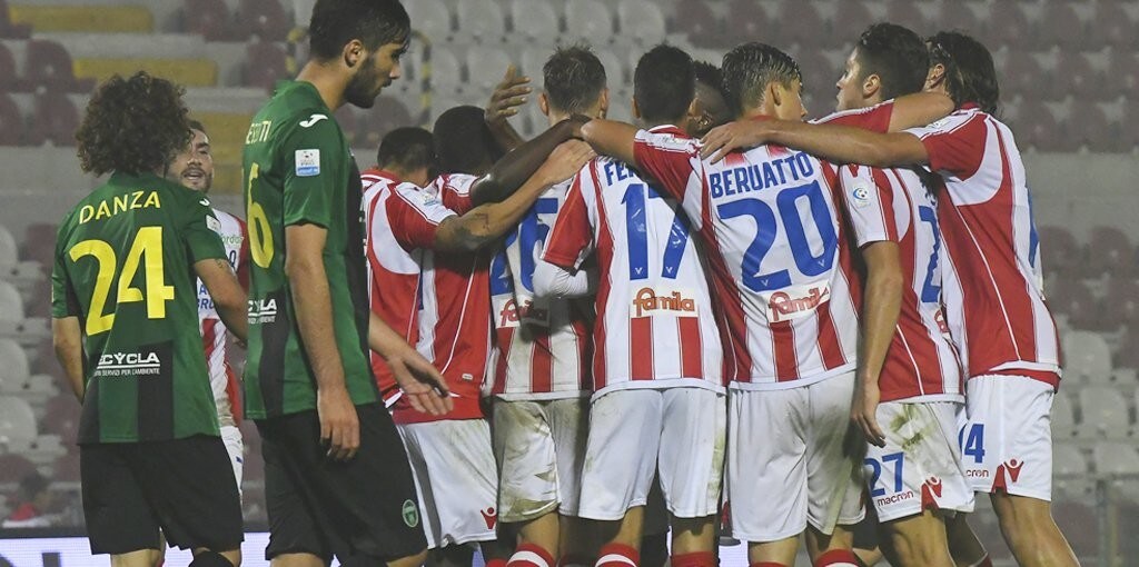 Serie C, Trapani-Catanzaro 3-3. Vicenza, non basta Comi