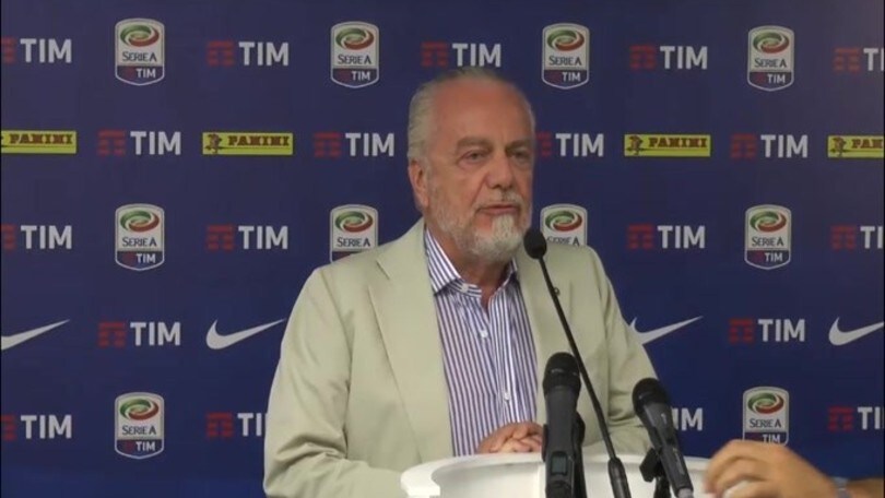 Napoli, De Laurentiis pensa al mercato