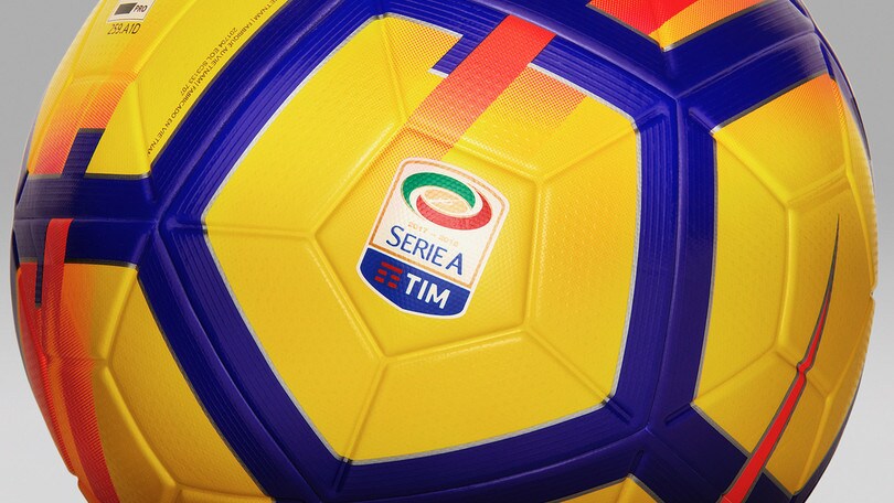 Serie A, arriva il pallone della stagione invernale