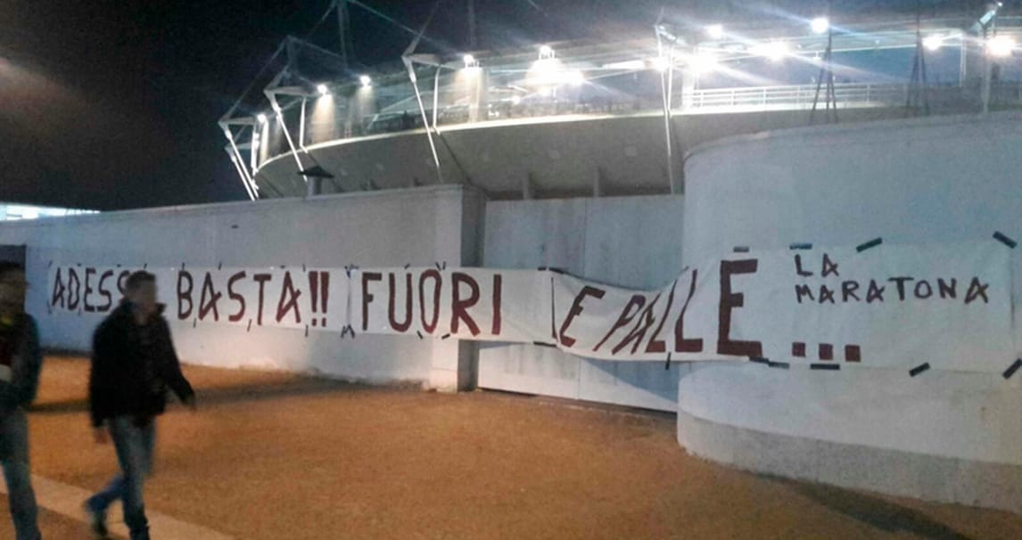 Torino, continua la contestazione dei tifosi granata