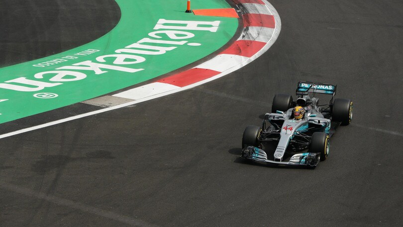 Formula 1, Lewis Hamilton è Campione del Mondo per la quarta volta