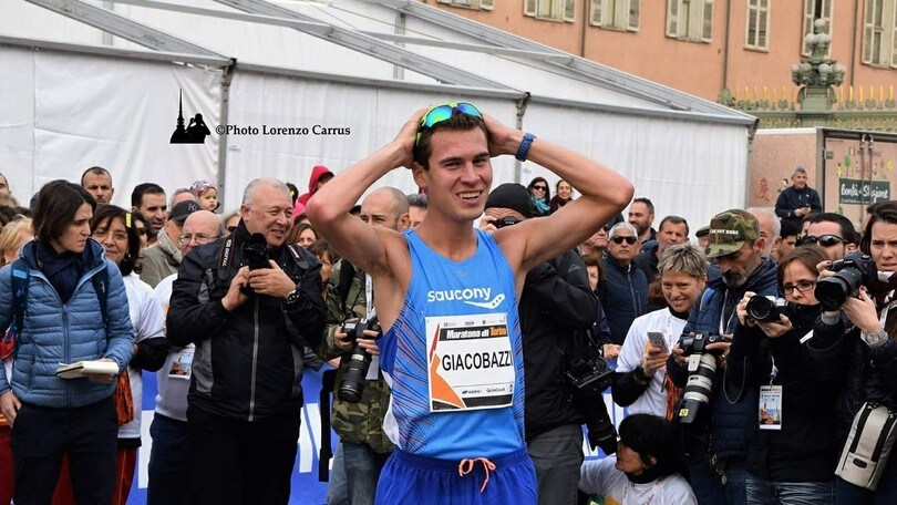 Il giovane Alessandro Giacobazzi vince la Turin Marathon