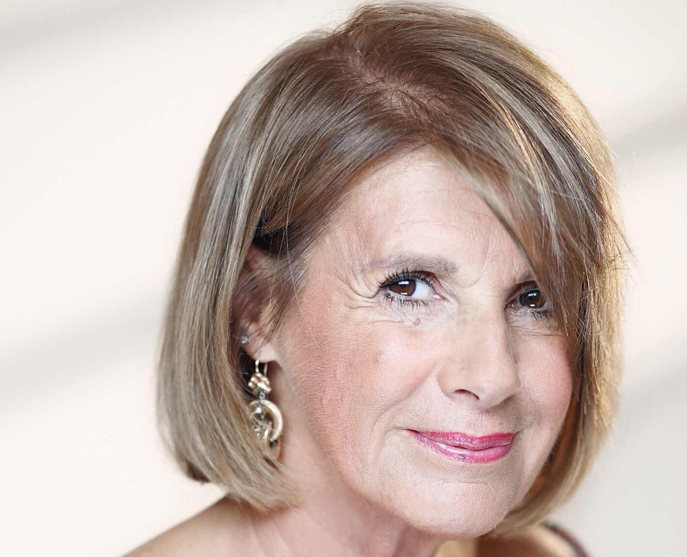 Lella Costa e le Questioni di cuore