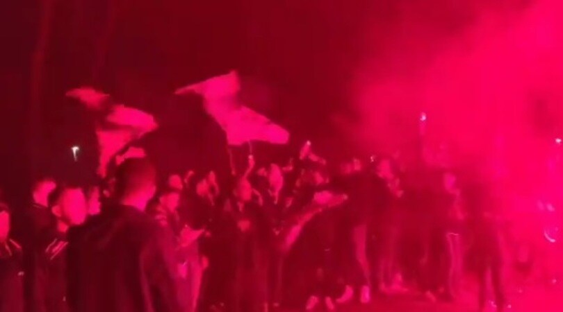 Roma, scontri tra i tifosi del Nizza e la polizia a Villa Borghese