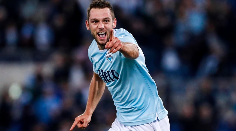 De Vrij, assist alla Juventus: «Rinnovo con la Lazio? Niente promesse»