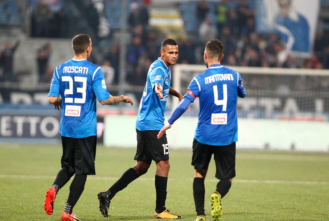 La Serie B in diretta: si gioca alle 15