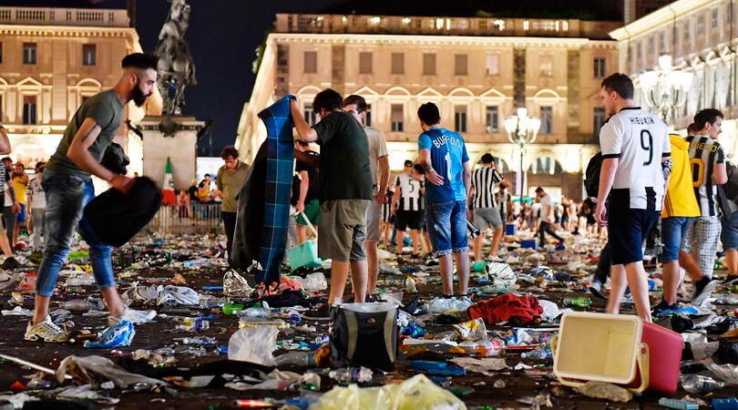 Piazza San Carlo, avviso di garanzia alla sindaca Appendino: «Collaborerò»