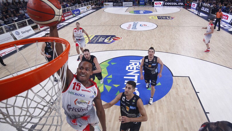 Basket Serie A, riuscito l'intervento di Nevels