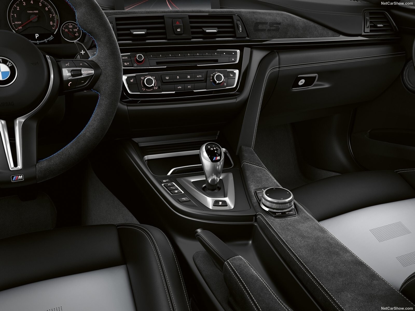 BMW M3 CS, la più potente: foto