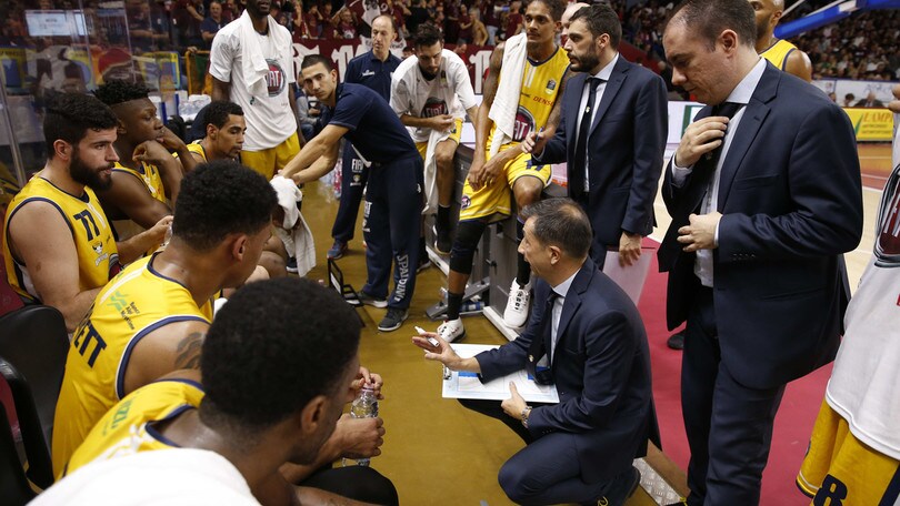 Eurocup, Colom e Lasme affondano Torino