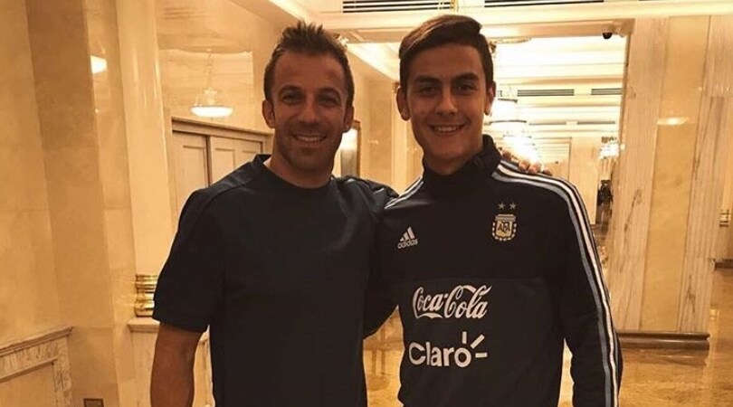 Juventus, dal passato al presente: Del Piero motiva Dybala a Mosca