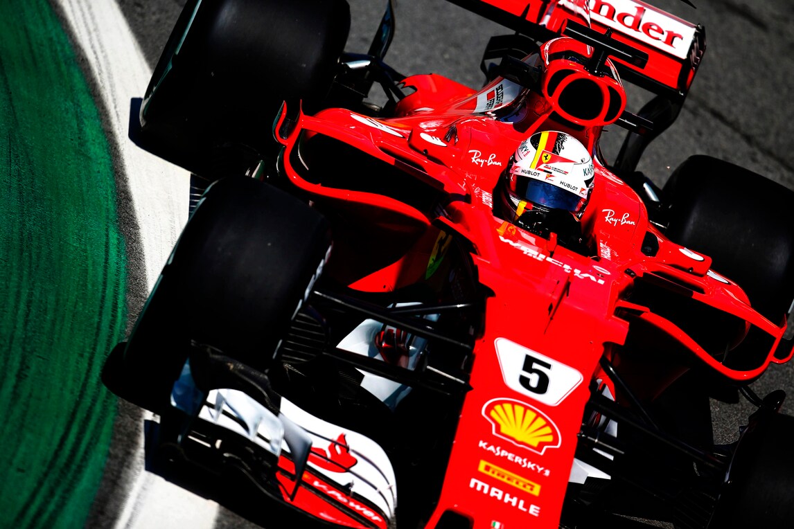F1 Ferrari, Vettel: «Difficile star dietro alle Mercedes»