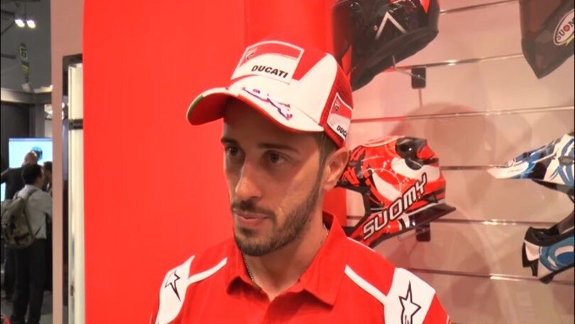 MotoGp, Valencia: pole di Marquez, Dovizioso nono
