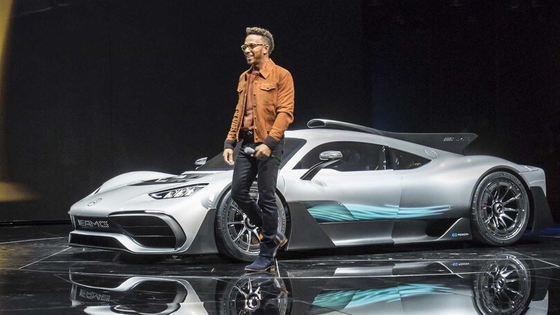 Mercedes Amg Project One, primo esemplare venduto a 4,5 milioni