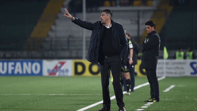 Serie B, Avellino-Entella 0-0: Aglietti parte con un pari