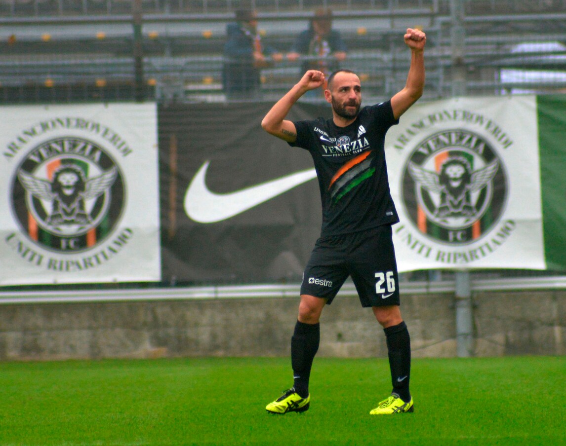 Serie B Venezia-Perugia 1-0: Garofalo regala vittoria e primato a Inzaghi