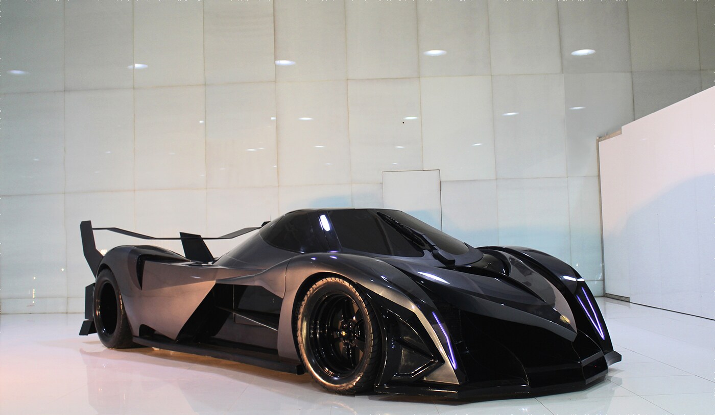Devel Sixteen, l'hypercar degli Emirati da 5 mila cavalli