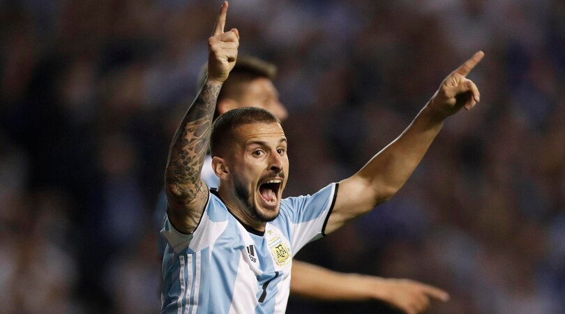 Argentina, rottura del crociato per Benedetto. Si riaprono le porte per Higuain?
