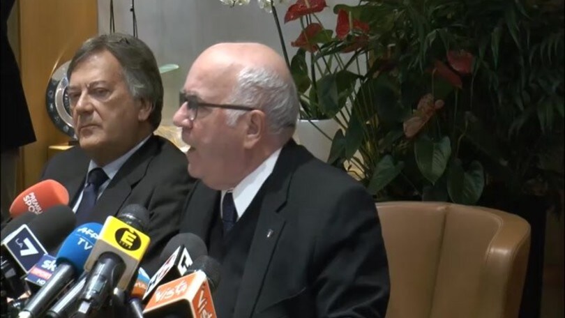 Tavecchio: "Se l'Italia fosse passata, Tavecchio era un eroe?"