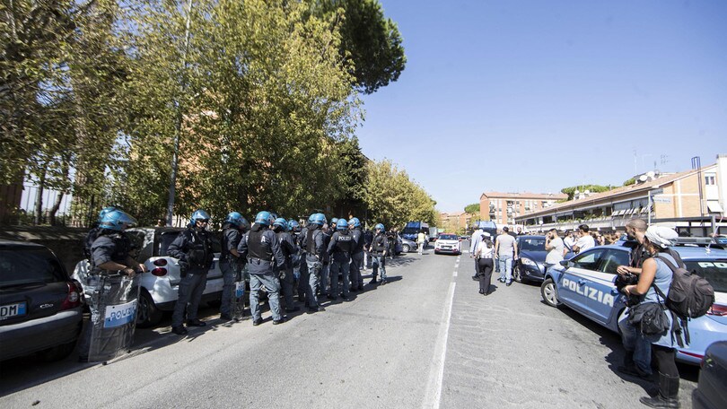 Serie A Napoli, arrestato tifoso ventenne dopo gli scontri di Udine