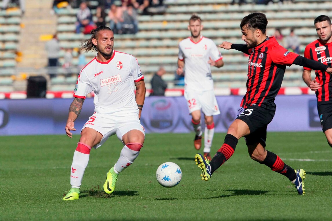 Serie B, Bari in vetta: il primo posto a fine stagione vale 6,00