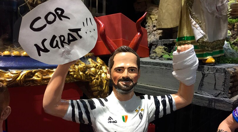 Higuain, la mano fratturata è anche nel presepe