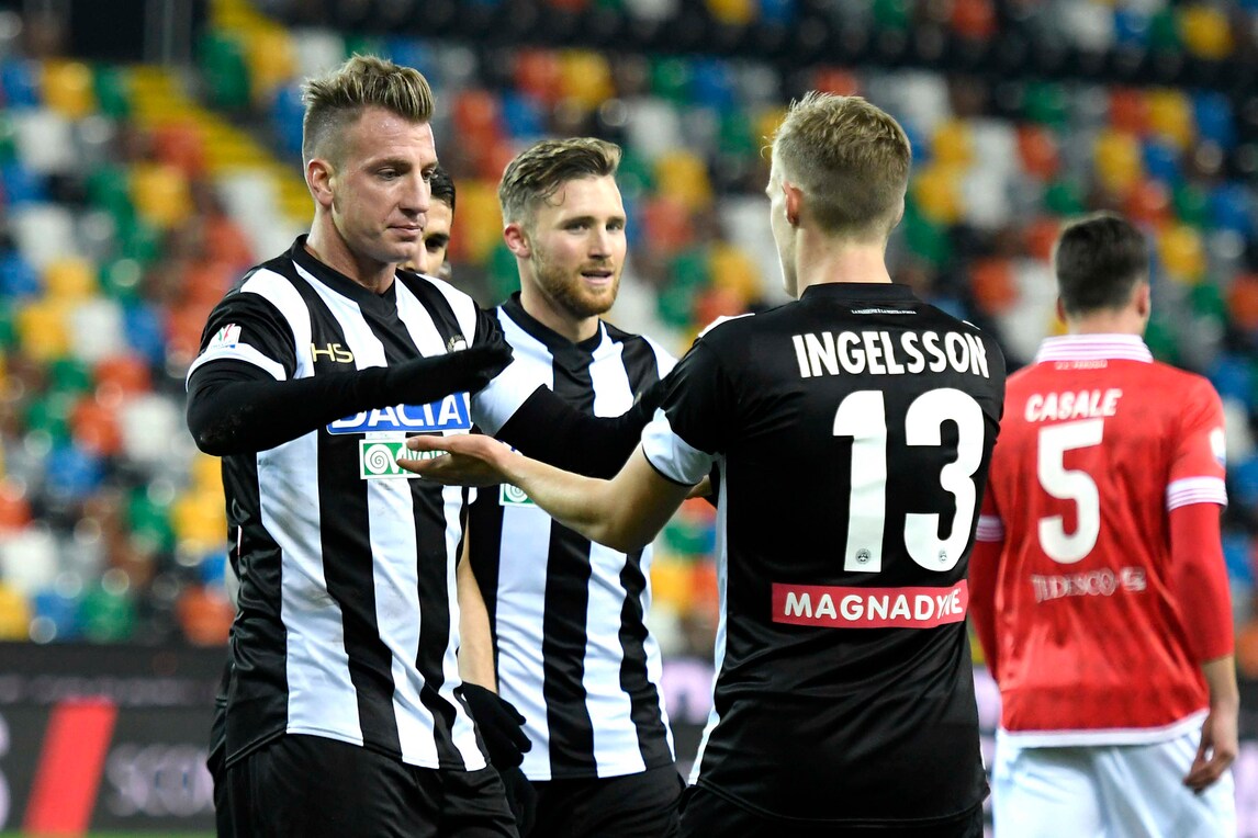 Coppa Italia, Udinese-Perugia 8-3: tornado Maxi Lopez e pass per il Napoli