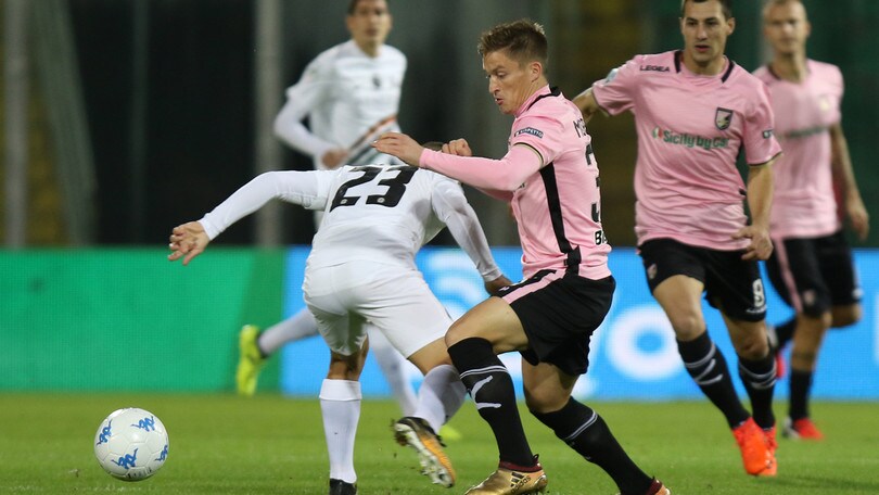 Serie B Palermo-Venezia 0-0. I rosanero agganciano Parma e Bari