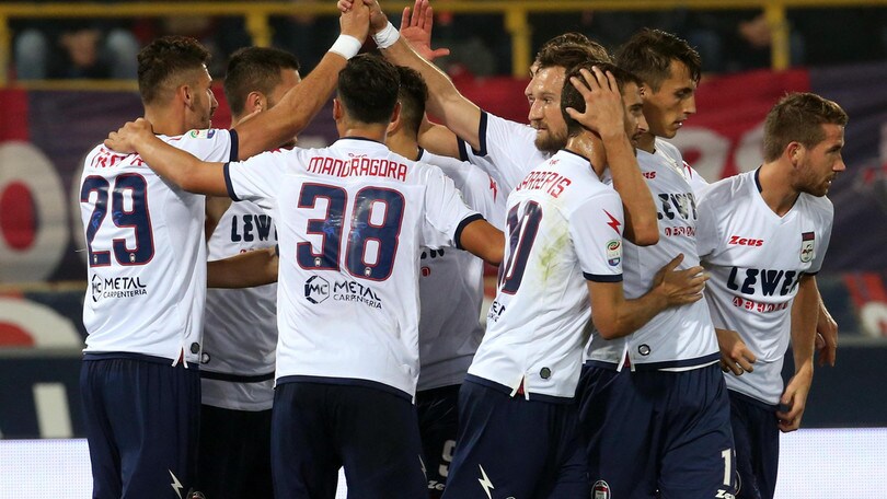 Serie A Crotone-Udinese, formazioni ufficiali e tempo reale alle 19. Dove vederla in tv