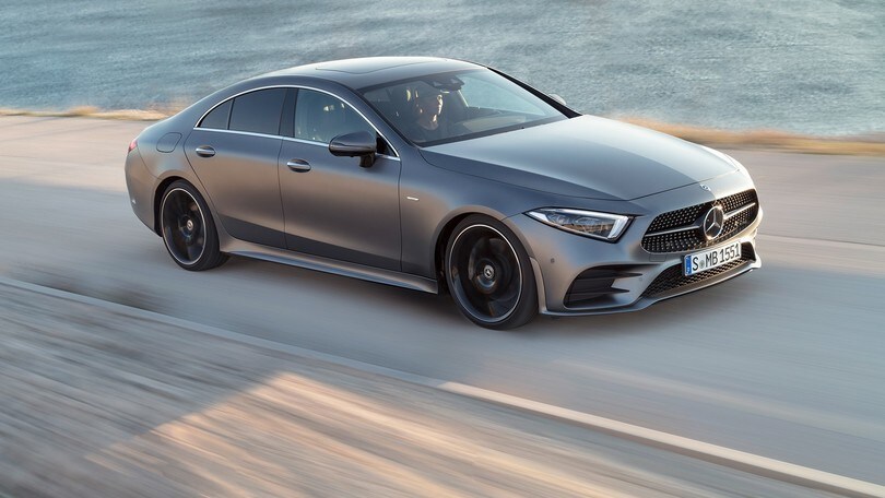 Mercedes CLS, il lusso in stile libero e ibrido