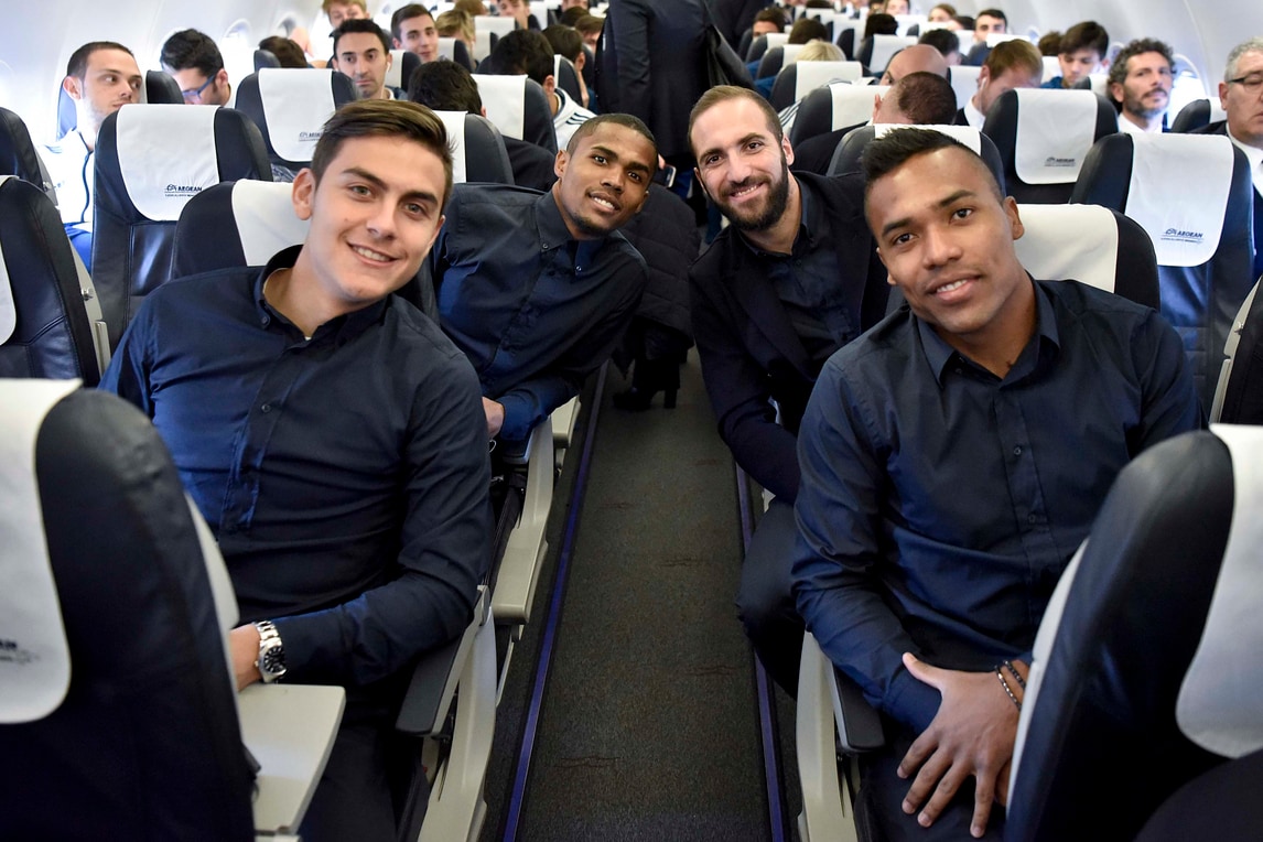 Champions, la Juventus sbarca ad Atene: pronto l'assalto agli ottavi
