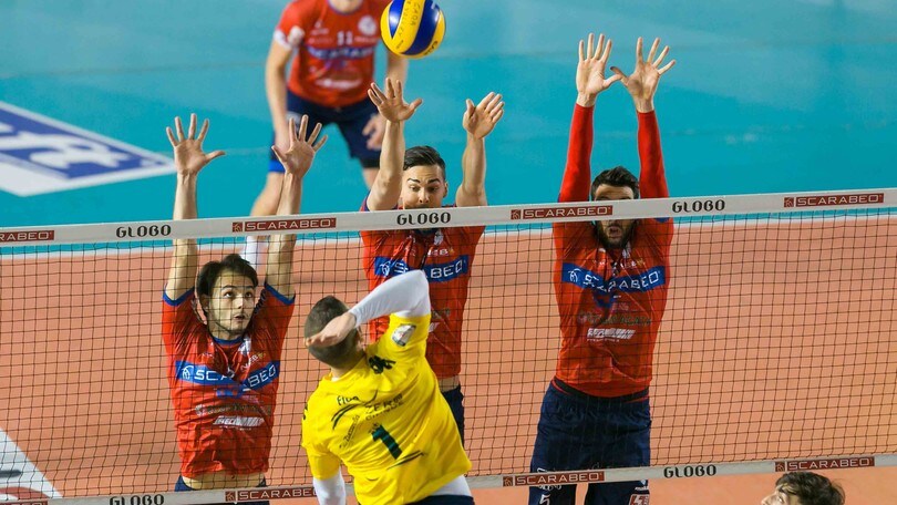 Volley: A2 Maschile, Girone Bianco: Roma torna grande, superata Castellana Grotte