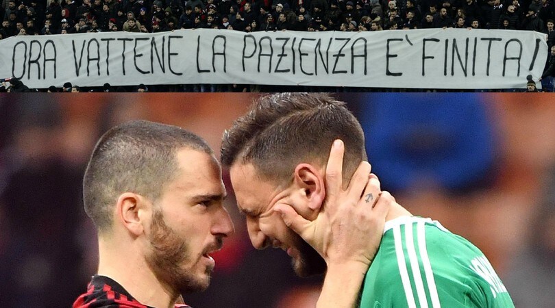 Milan, cori e striscioni per contestare Donnarumma: «Vattene pezzo di m...»