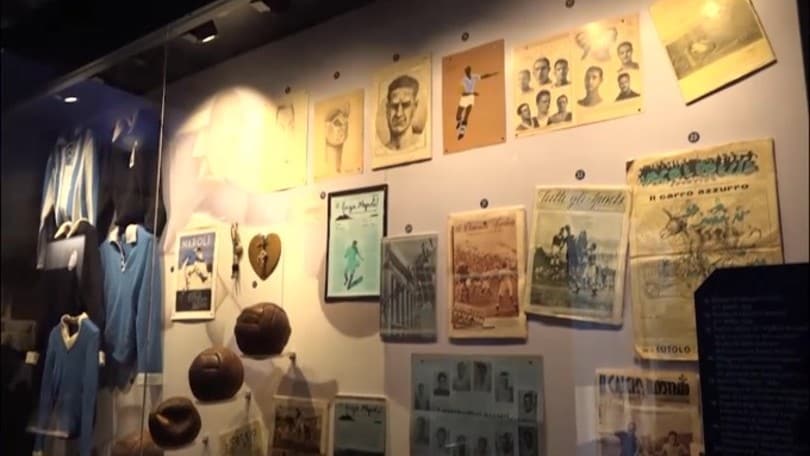 "Napoli nel mito", le immagini di De Laurentiis alla mostra