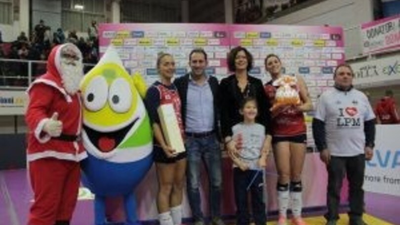 Volley: A2 Femminile, a Mondovì il Natale è solidale
