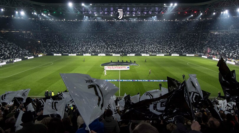 Presenze stadi Serie A, spettatori in aumento: più dieci per cento