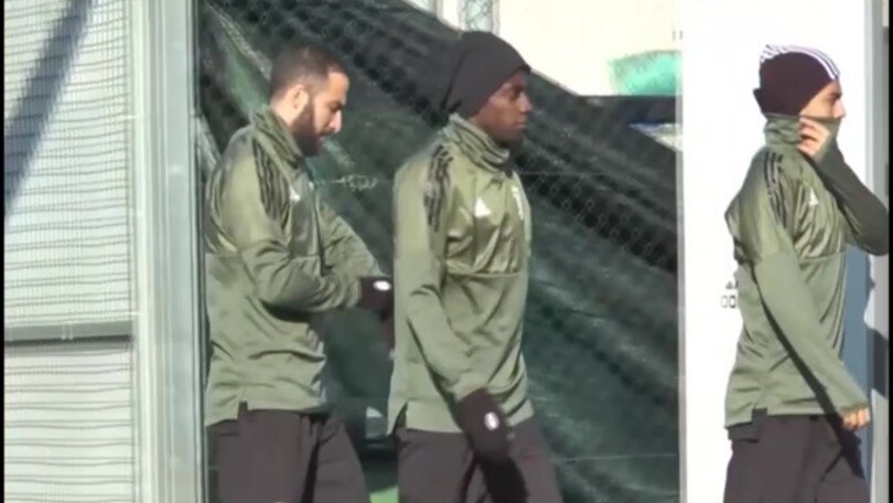 Juve, lo Utd "chiama" Dybala