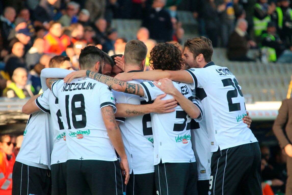 Diretta Parma-Spezia, probabili formazioni e tempo reale ore 20.30